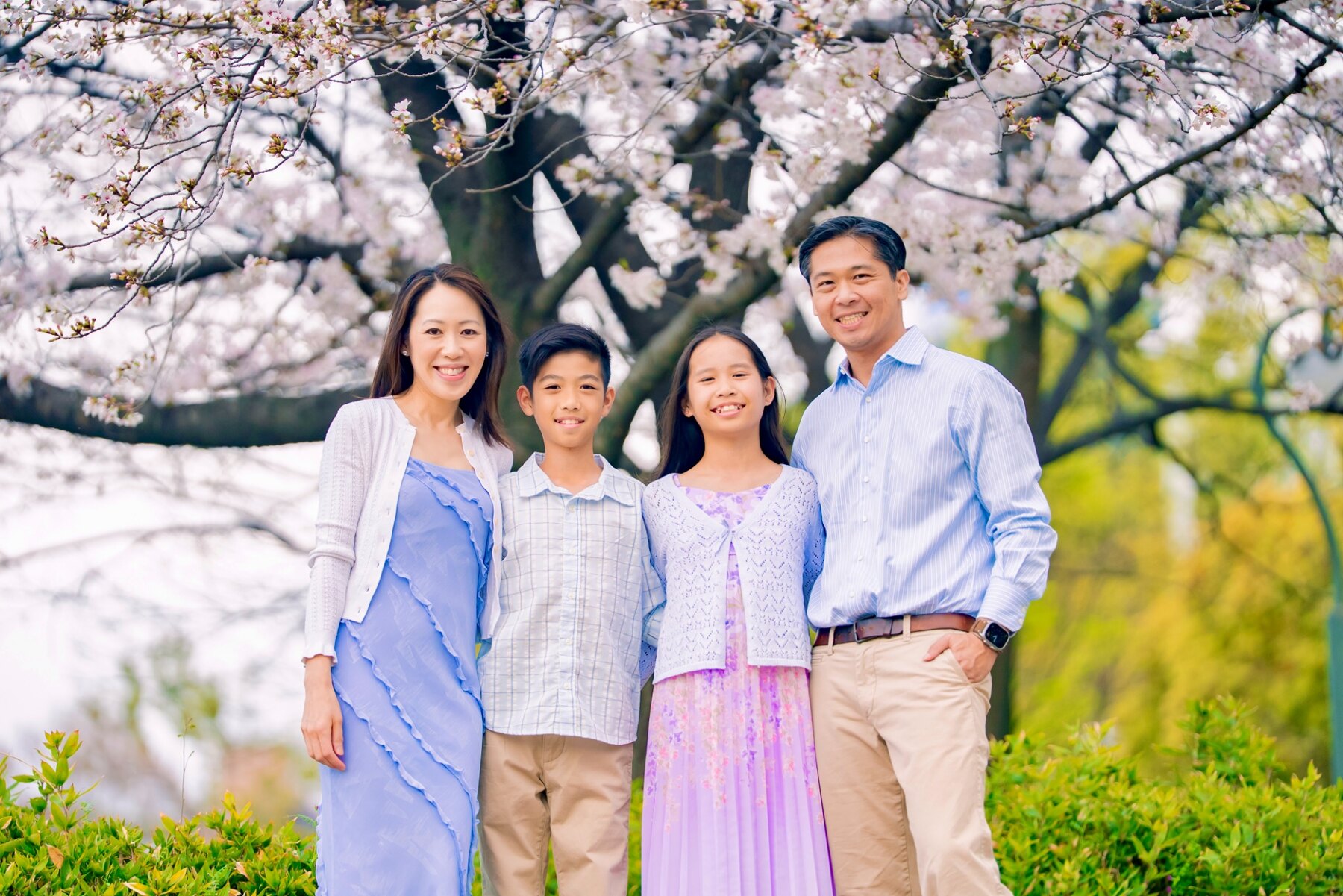 Jason Lin with his wife and two children